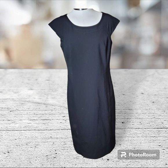 Jones New York Dresses & Skirts - Jones New York Collection Stretch Black Sleeveless Dress Size 4